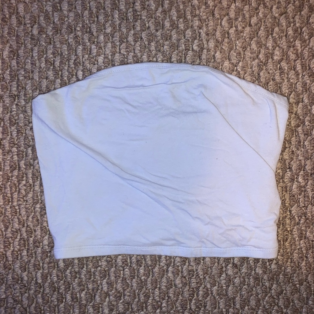 Strapless crop tops